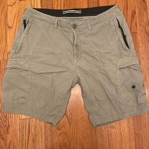 Stone Island cargo shorts 36 worn still have plenty of life left Patch included